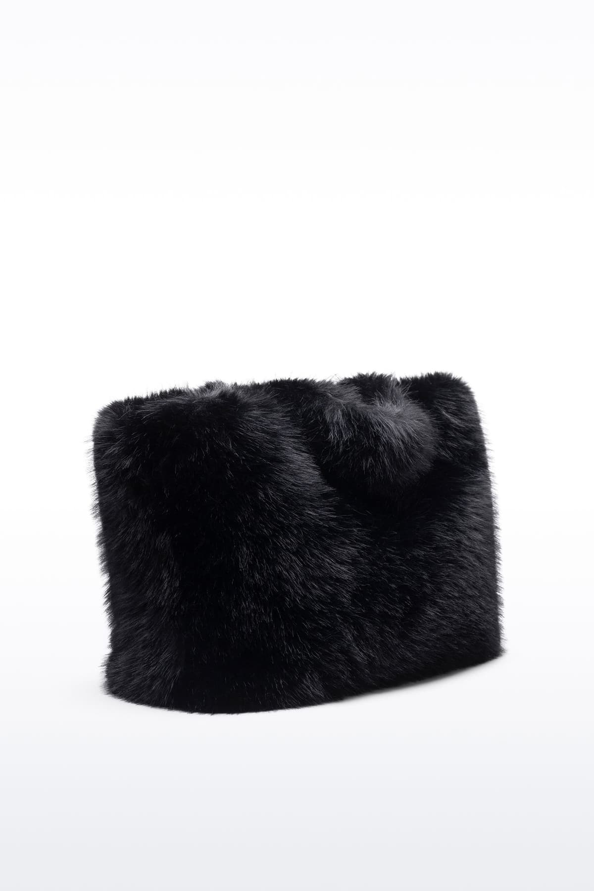 15207_b9e4251414-66401-939789900-4-full